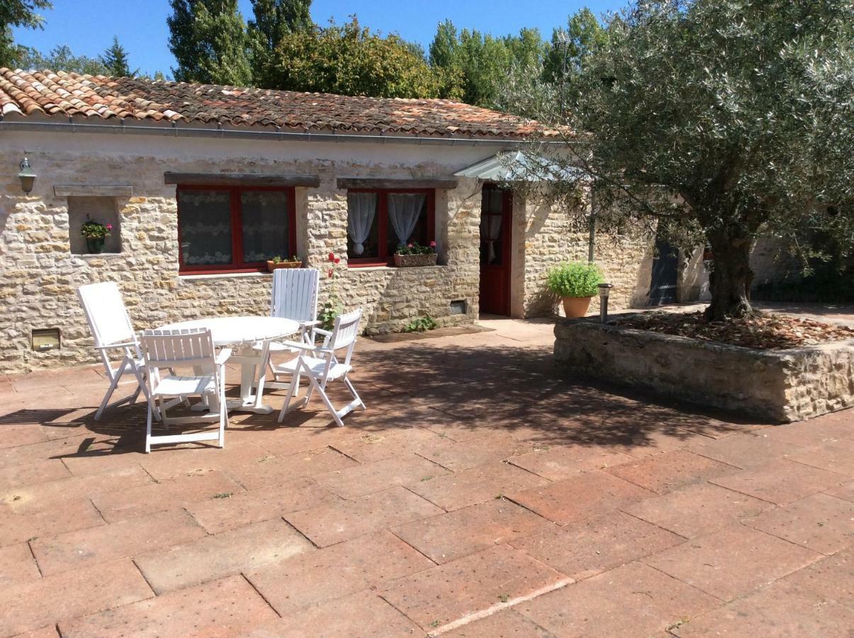 La Ferme De Fossillon Villa Marans  Exterior foto